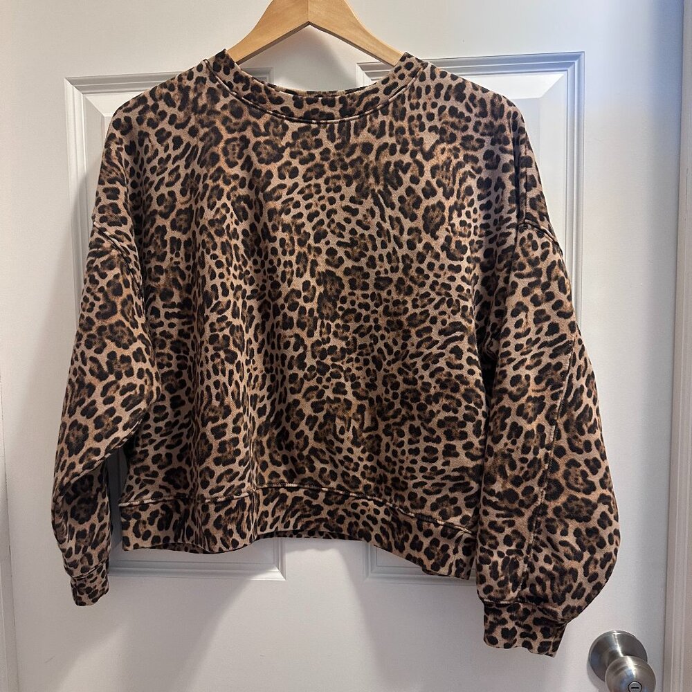 NWT GAP VintageSoft Wedge Crewneck Sweatshirt Leopard